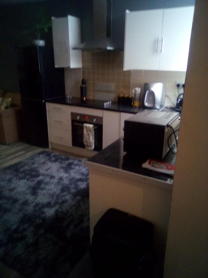 בלקפול Town Center Large 2 Bedroom Apartment- Sleeps Up To 6 - Dogs Welcome - 2 Minutes From Train Station מראה חיצוני תמונה